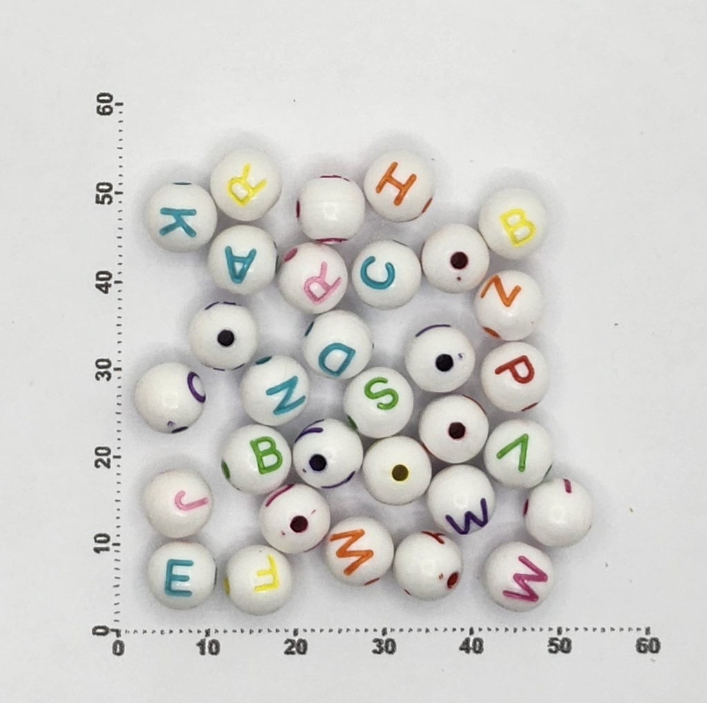Plástico letras bolitas 8mm b/color