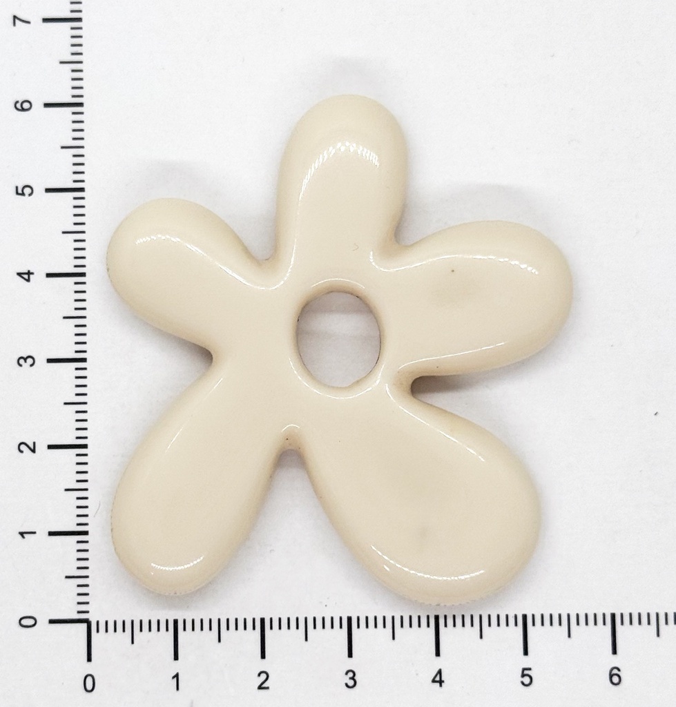 Flor resina (mod 2) blanca x 1un 