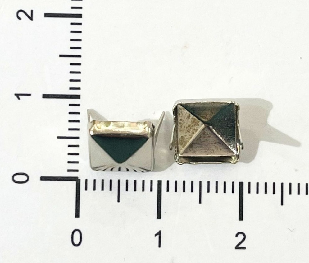 Tacha níquel cuadrada 8x8mm x 25un.
