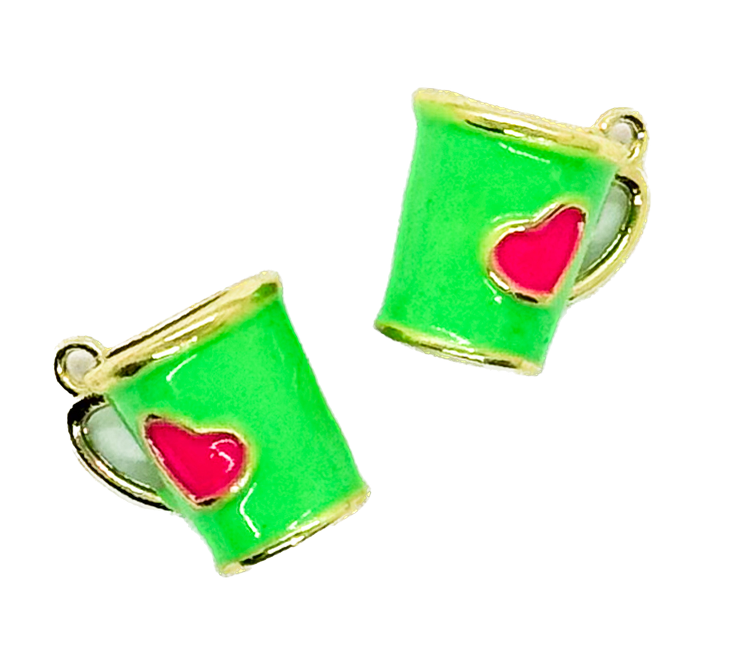 Dije metal gold taza corazón verde x 1 un.