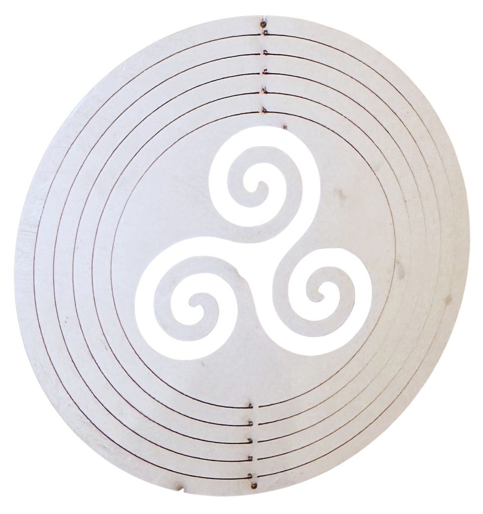 Mandala viento acero inoxidable triskel celta 10cm 
