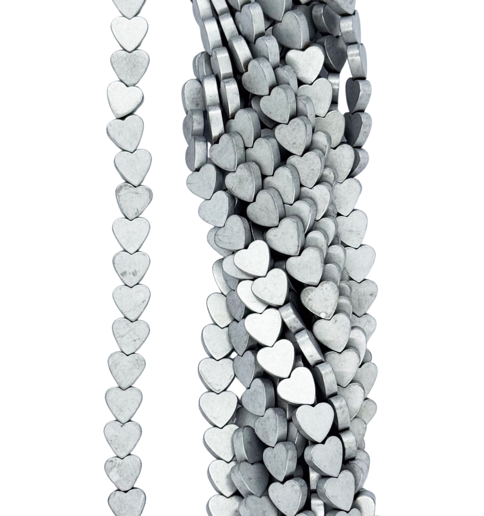Hematites corazón 6mm color #002 x tira 