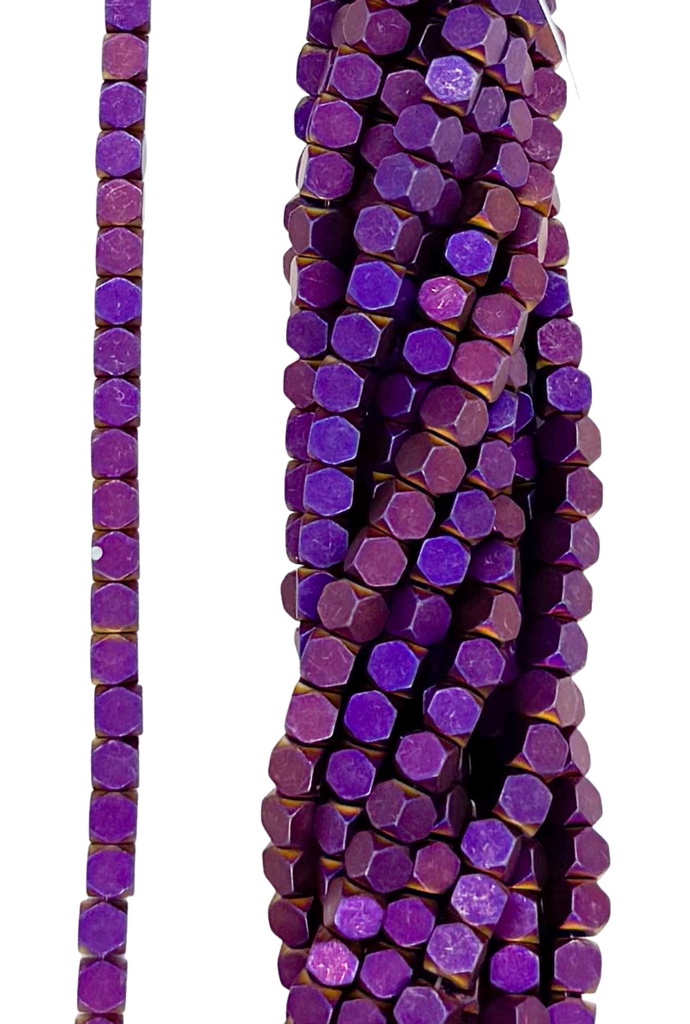 Hematites cubo 4x4mm color #014 x tira   