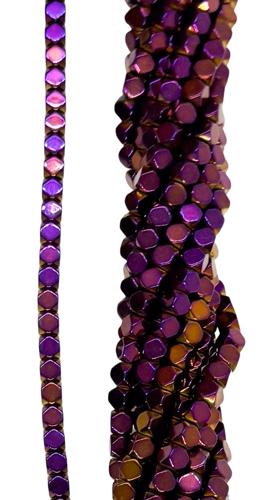 Hematites cubo 4x4mm color #015 x tira   