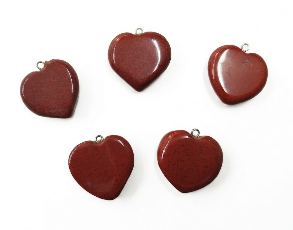 Dije piedra corazón jaspe rojo c/pitón x 1 un. 