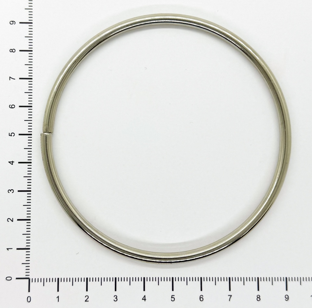 Dijes de fundición argollas x 10gr