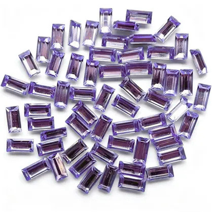 [10881] Gema acrílica rectangular 7x21mm lila x 50 un.      