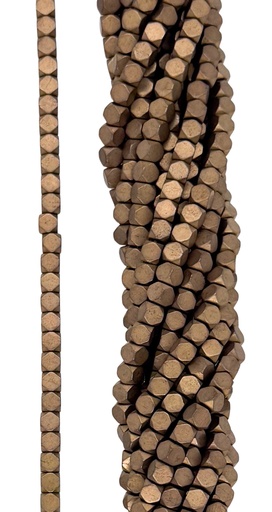 [10011] Hematites cubo 4x4mm color #007 x tira